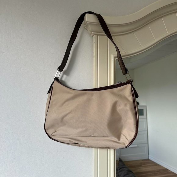 Elegant Tan and Brown Shoulder Bag - Picture 5 of 7